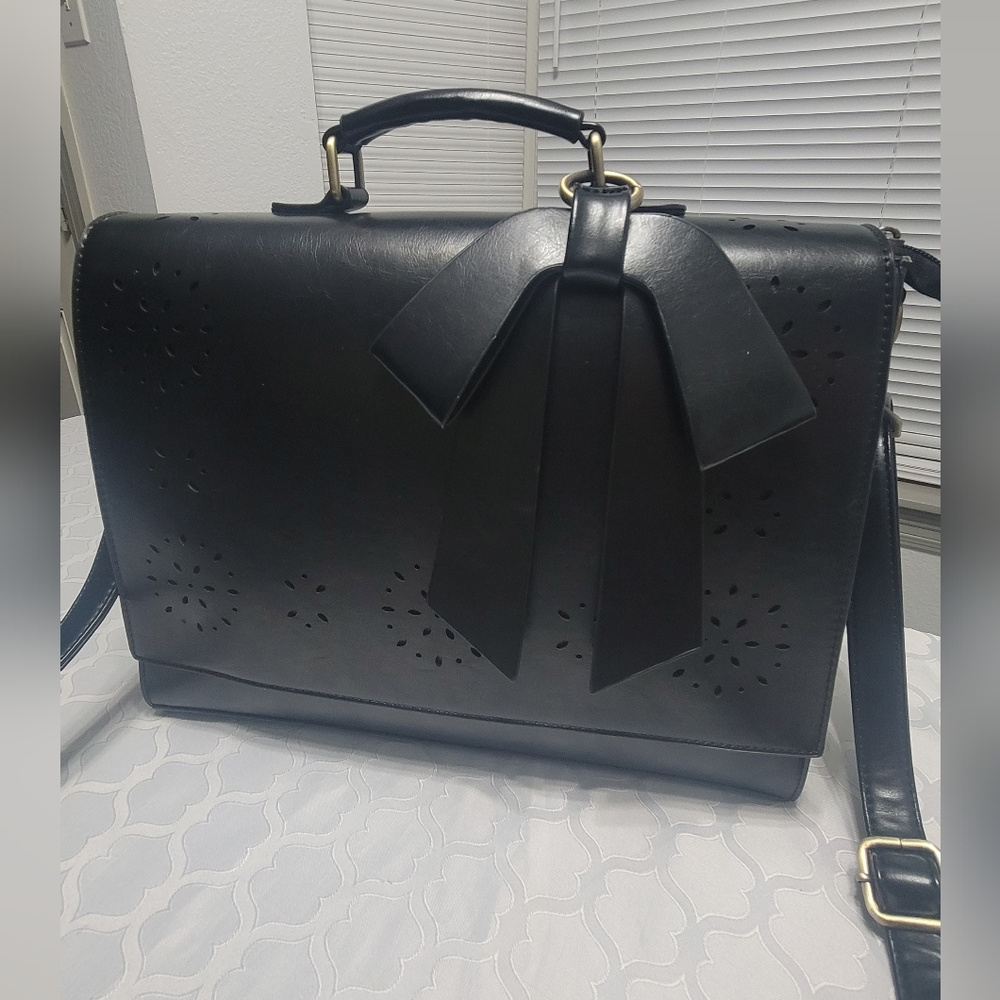 Ecosusi Black Vegan Leather Briefcase, lap top bag with bow.